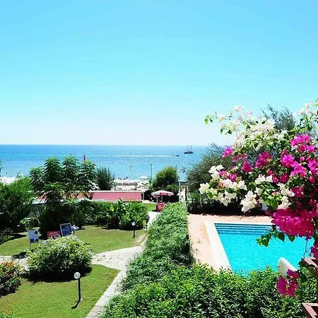 Hotell Armas Bella Luna Side