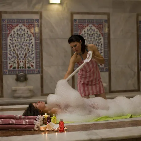 Hotell Armas Bella Luna 4*