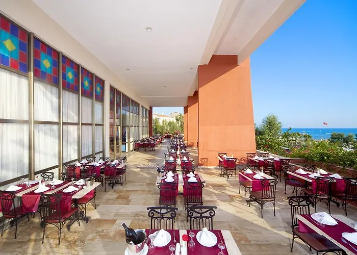 Armas Bella Luna Hotell