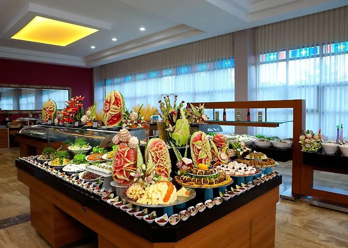 Armas Bella Luna Hotell 4*