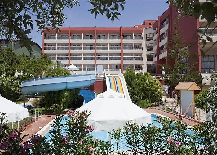 Hotell Armas Bella Luna 4*