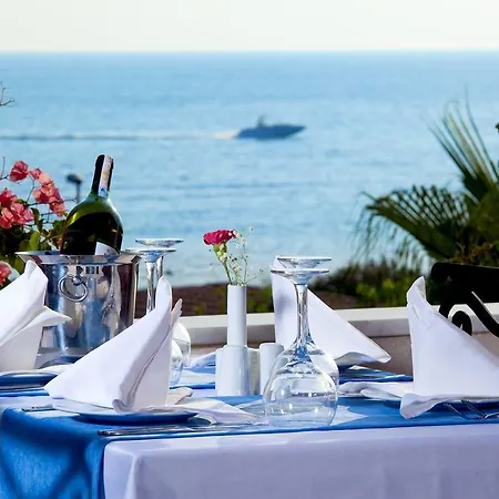 Hotel Armas Bella Luna 4*