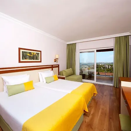 Armas Bella Luna Hotel 4*